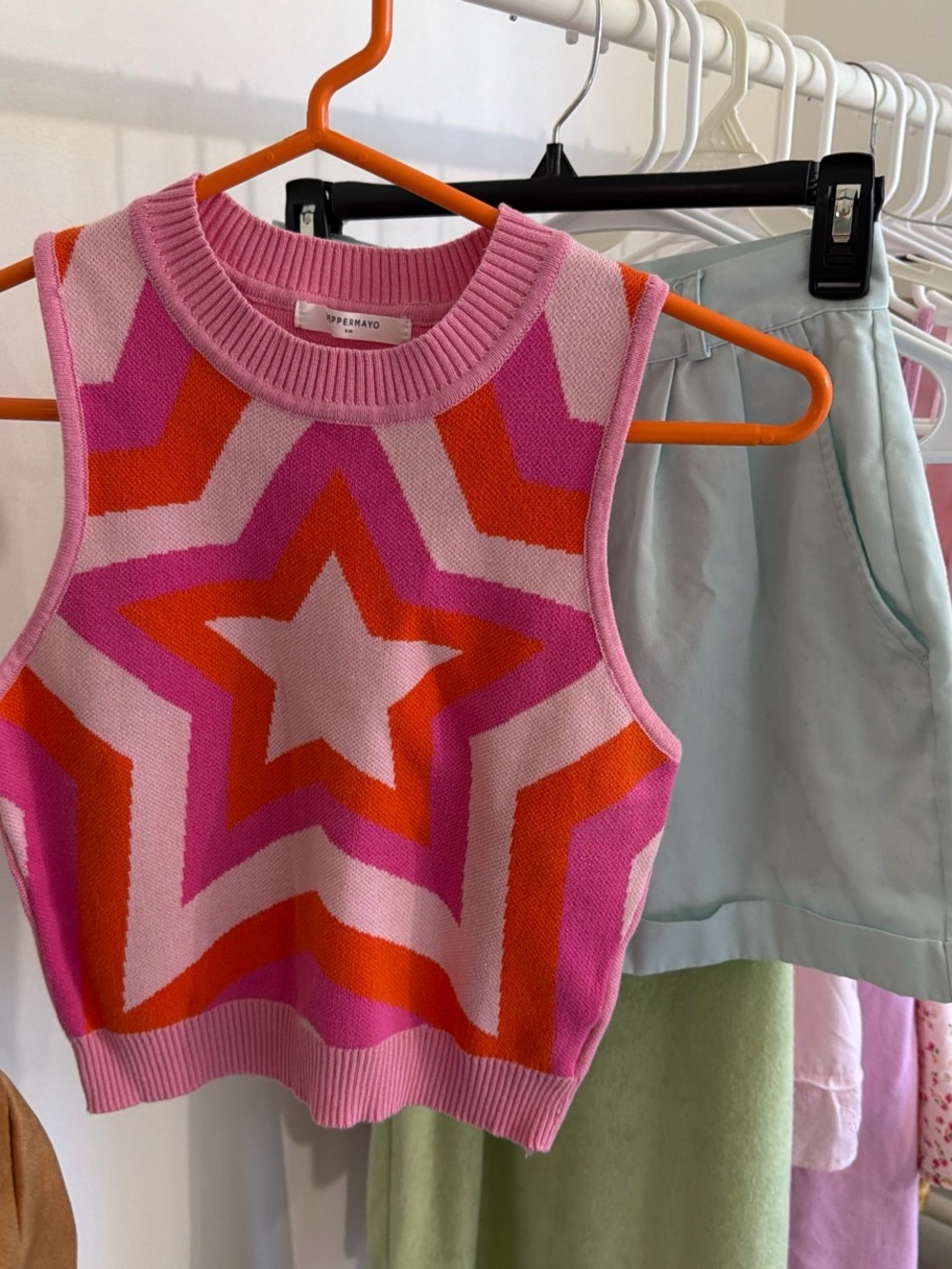 Pink Star Knit Tank Top - Sleeveless Crop - Picture 2 of 3